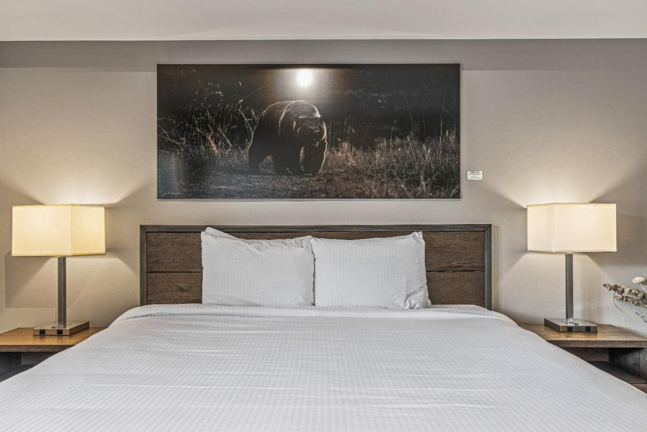 Spring Creek Condo By Canadian Rockies Vacation Rentals Canmore Exterior photo