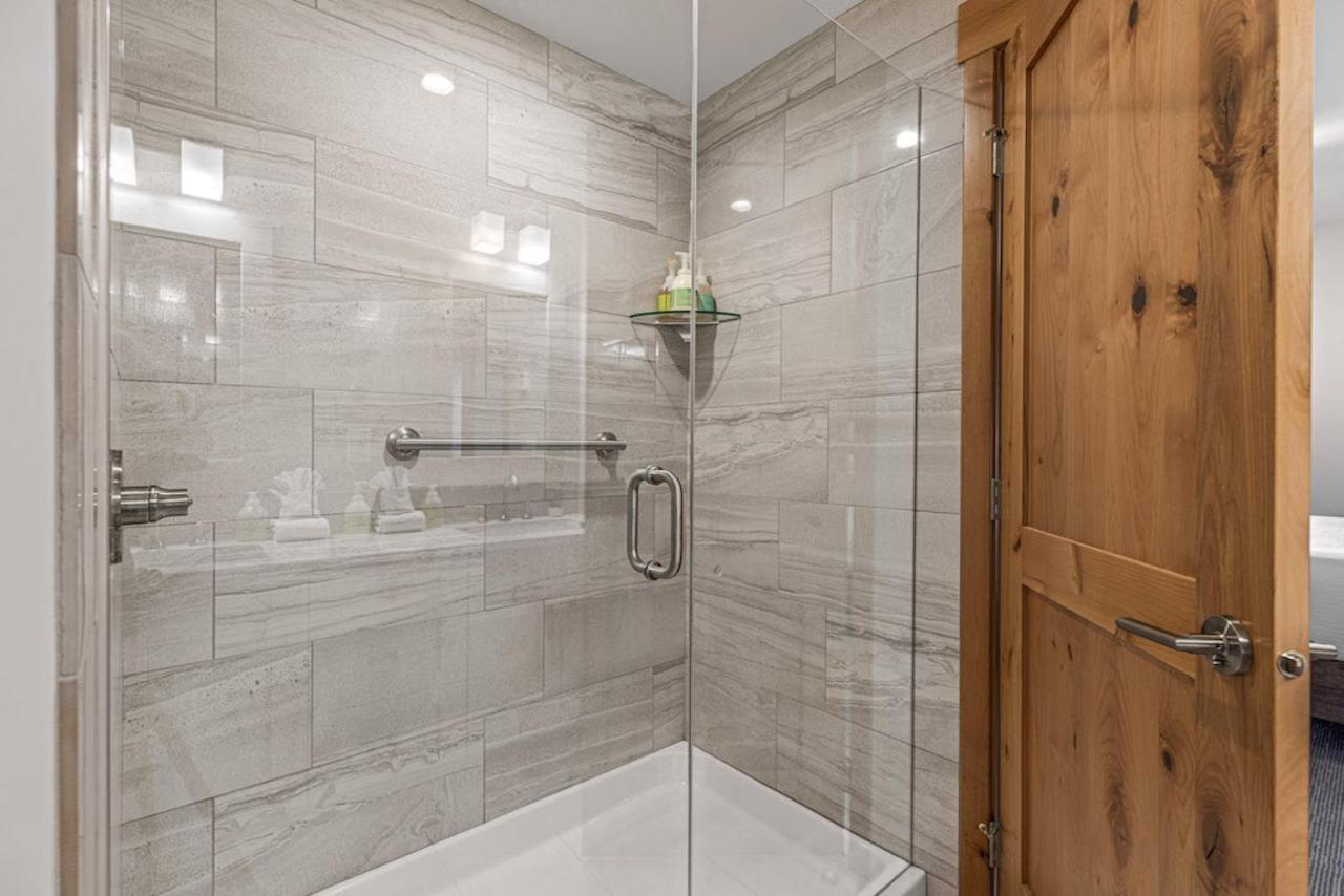 Spring Creek Condo By Canadian Rockies Vacation Rentals Canmore Exterior photo